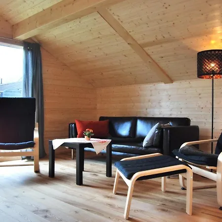 Holiday home Schwarzes Holzferienhaus: Baltic Sea Sauna Retreat *